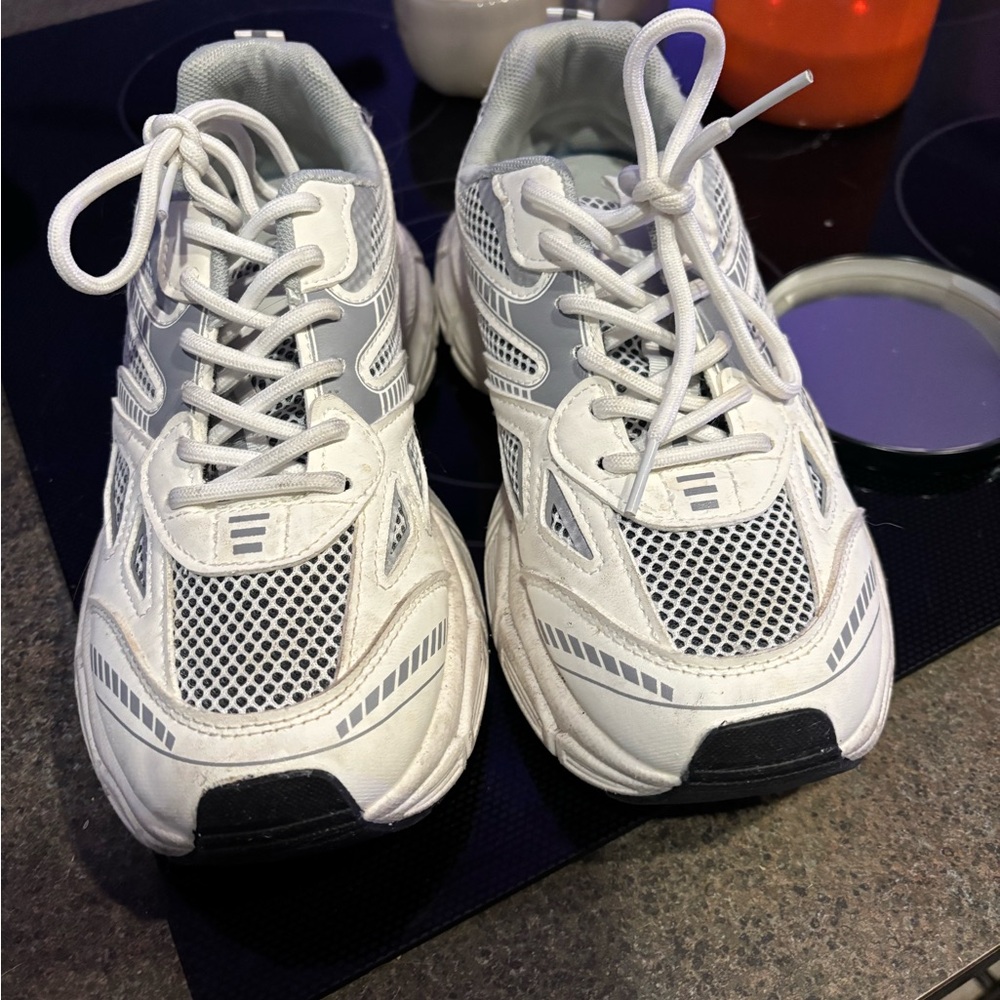 Cape Robbin White and Gray Athletic Shoes